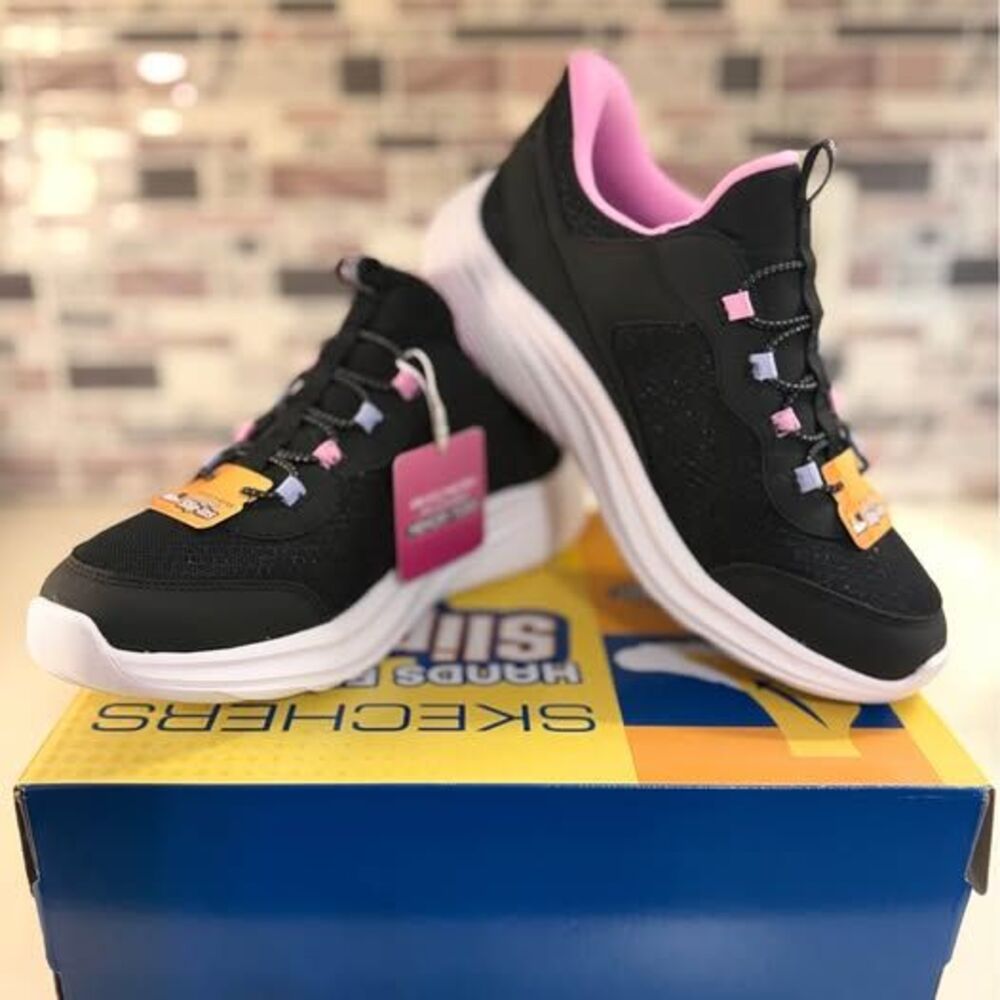 🩷 BRAND NEW Skechers Slip-Ins Girls Size 5